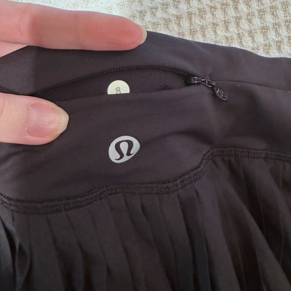 Lululemon Pleat To Street Skirt - Black - Size 8 - EUC - Picture 5 of 8